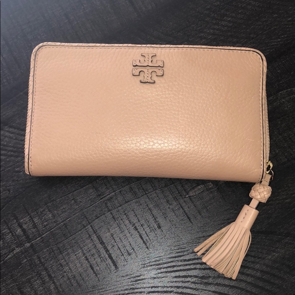 Tory Burch wallet